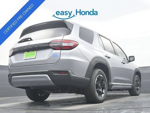 Certified 2025 Honda Pilot EX-L image 32