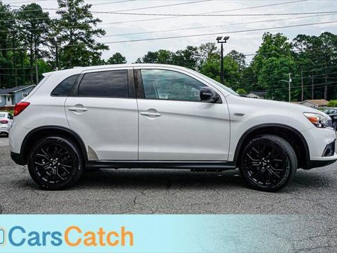 Used 2017 Mitsubishi Outlander Sport ES FWD image 2