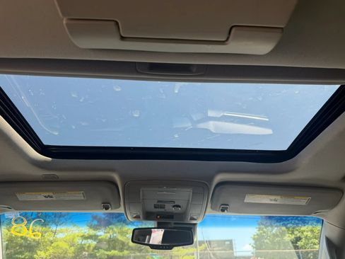 Used 2019 Chevrolet Tahoe Premier AWD/4WD image 31