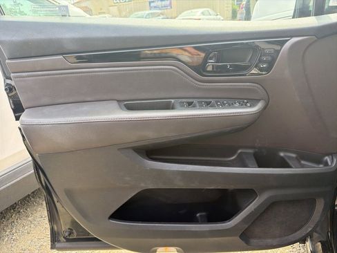 Used 2018 Honda Odyssey Elite image 11