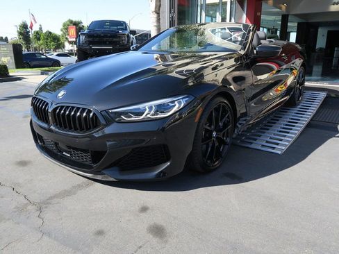Used 2022 BMW M850i xDrive Convertible image 2