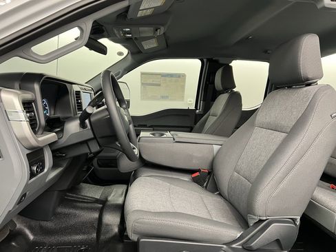New 2026 Ford F350 XL w/ XL Chrome Package image 22