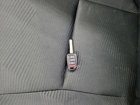 Used 2015 Honda Accord LX image 32