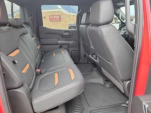 Used 2022 GMC Sierra 1500 AT4 w/ AT4 Premium Package AWD/4WD image 7