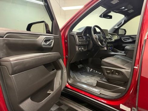 Used 2021 Chevrolet Tahoe RST w/ Rear Media and Nav Package AWD/4WD image 12