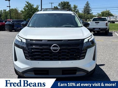 New 2026 Nissan Pathfinder Platinum w/ Cargo Package AWD/4WD image 2