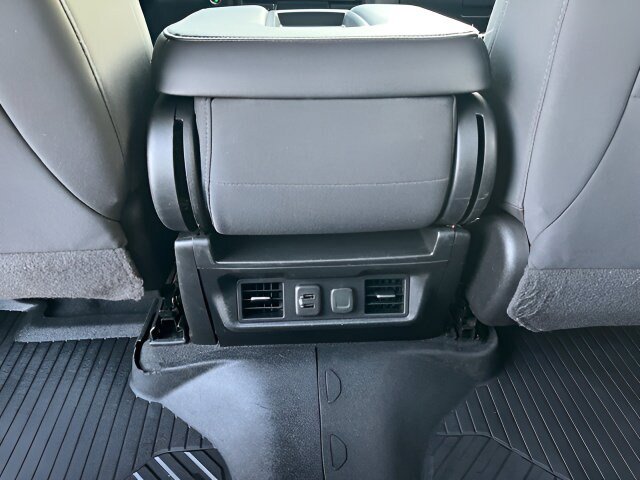 Used 2021 Chevrolet Silverado 1500 RST AWD/4WD image 29