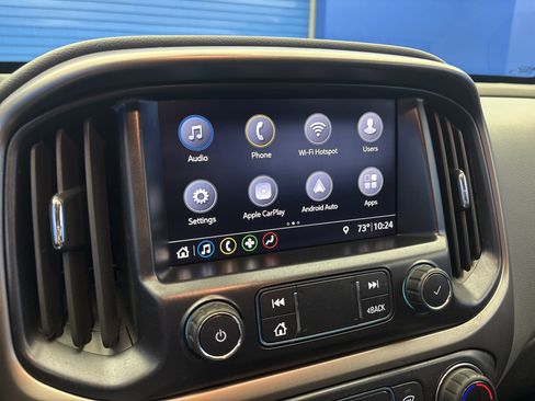 Used 2020 Chevrolet Colorado Z71 w/ Z71 Midnight Edition image 18