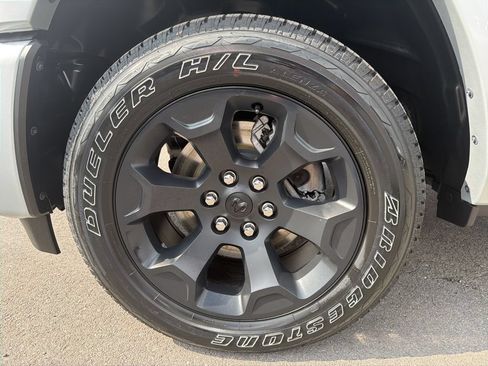 New 2026 RAM 1500 Big Horn AWD/4WD image 12