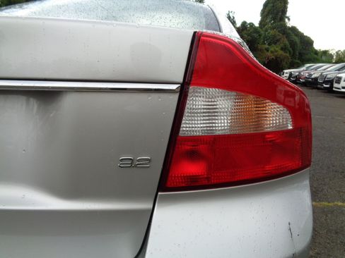 Used 2007 Volvo S80 3.2 image 13