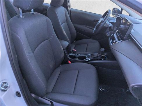 Used 2023 Toyota Corolla LE image 19