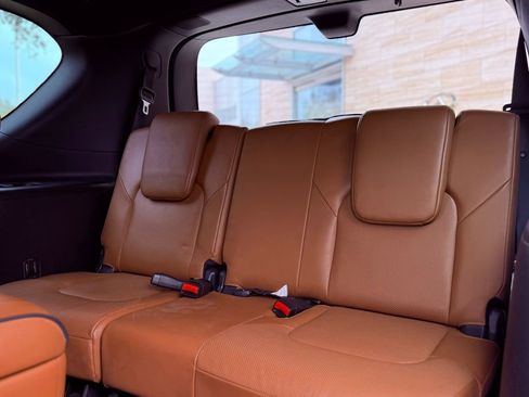 Used 2023 INFINITI QX80 Sensory w/ Cargo Package image 33