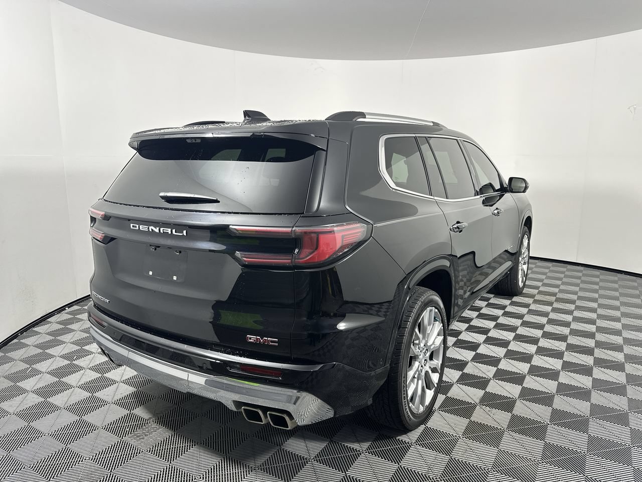 Used 2024 GMC Acadia Denali w/ Super Cruise Package FWD image 19