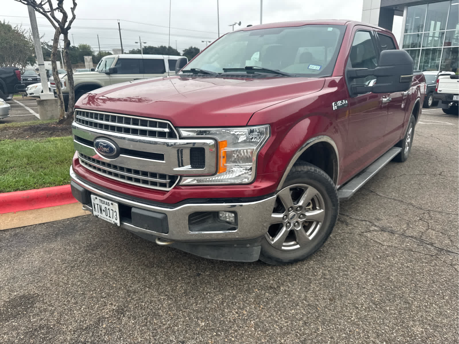 Used 2018 Ford F150 XLT w/ Equipment Group 302A Luxury RWD image 2