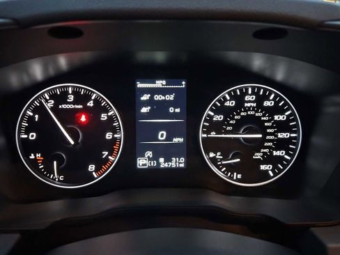 Used 2024 Subaru Crosstrek 2.0i Premium image 28