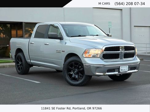 Used 2014 RAM 1500 Classic SLT AWD/4WD image 4