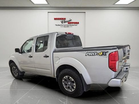 Used 2018 Nissan Frontier PRO-4X image 5