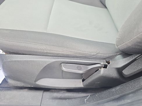 Used 2015 Ford Fiesta S FWD image 16