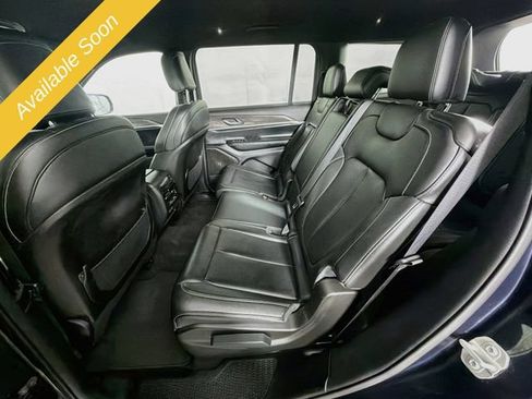 Used 2024 Jeep Grand Cherokee L Limited AWD/4WD image 23