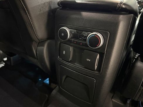 Used 2023 Ford Explorer Limited image 18