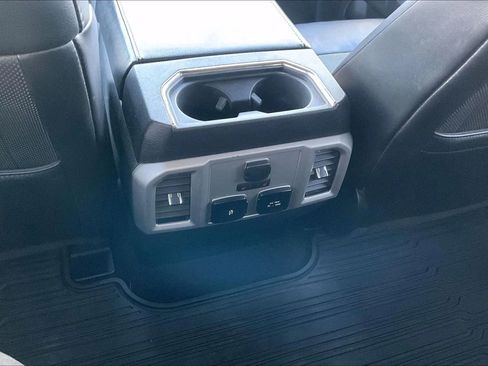 Used 2019 Ford F250 Lariat w/ Chrome Package AWD/4WD image 16