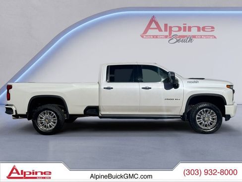 Used 2023 Chevrolet Silverado 3500 High Country w/ Z71 Off-Road Package image 6