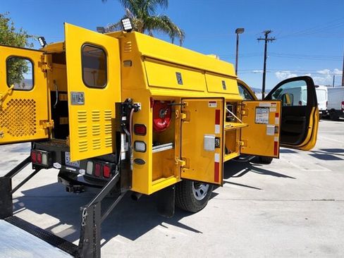 Used 2018 Chevrolet Silverado 3500 W/T image 29