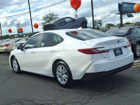 Certified 2025 Toyota Camry LE FWD image 4