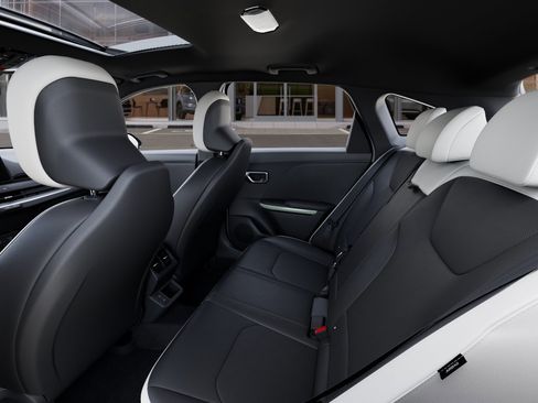 New 2026 Kia K4 GT-Line Turbo image 18