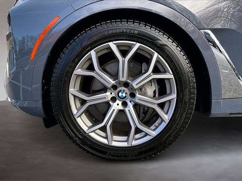 Used 2023 BMW X7 xDrive40i image 35
