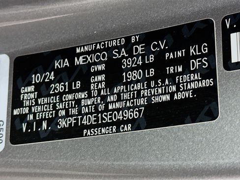 Used 2025 Kia K4 LXS FWD image 12