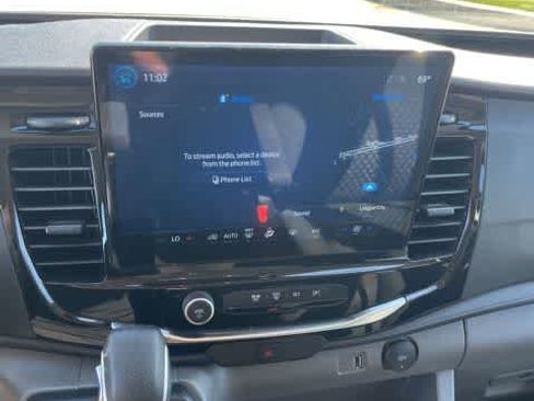 Used 2023 Ford Transit 350 XLT image 18