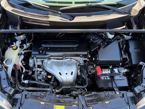 Used 2012 Scion xB FWD image 17