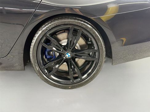 Used 2020 BMW M550i xDrive w/ Premium Package AWD/4WD image 28