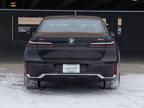 New 2026 BMW 740i xDrive w/ Premium Package AWD/4WD image 6