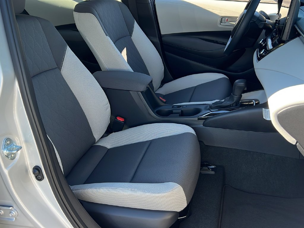 New 2027 Toyota Corolla LE FWD image 16