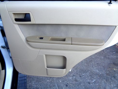 Used 2012 Ford Escape XLT image 21