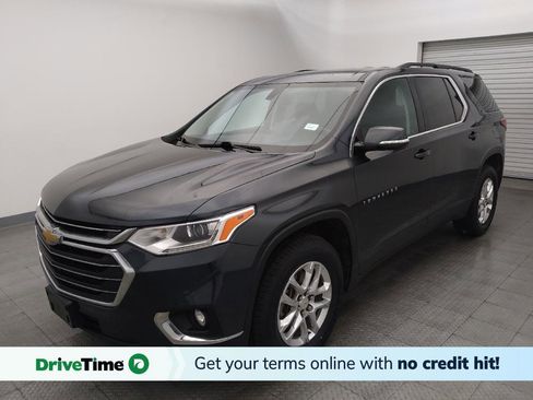 Used 2020 Chevrolet Traverse LT image 1