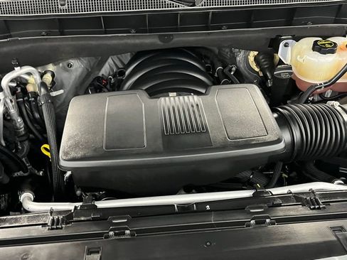 Used 2025 Chevrolet Tahoe Premier image 32