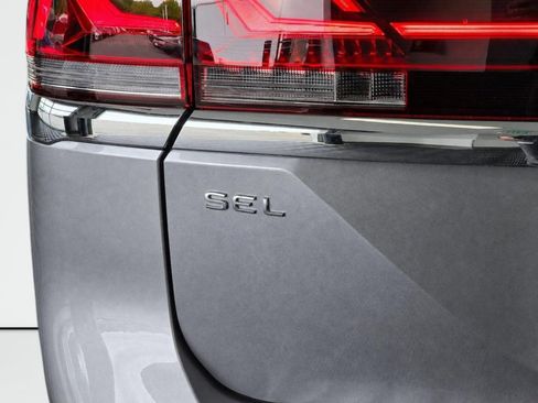 New 2026 Volkswagen Atlas SEL AWD/4WD image 14