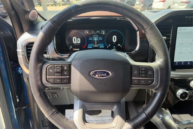 Used 2022 Ford F150 Lariat w/ Equipment Group 502A High AWD/4WD image 16