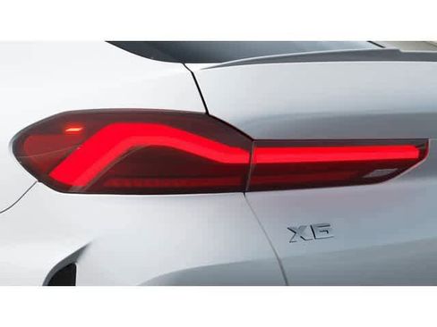 New 2026 BMW X6 xDrive40i image 9