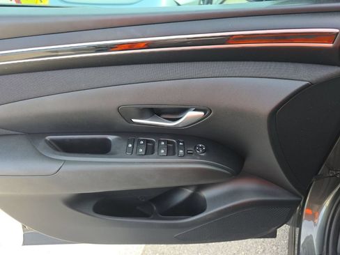 Used 2023 Hyundai Tucson SEL w/ Convenience Package FWD image 7