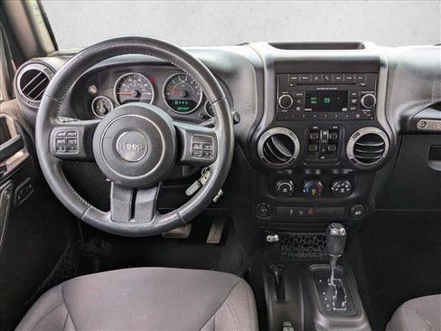 Used 2015 Jeep Wrangler Unlimited Sport w/ Quick Order Package 24S AWD/4WD image 16