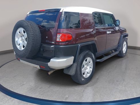 Used 2007 Toyota FJ Cruiser 4WD w/ Upgrade Pkg 1 image 5