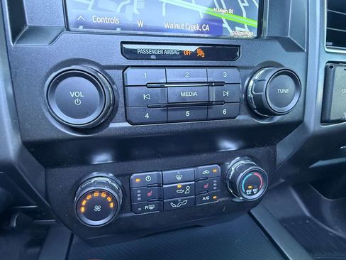 Used 2020 Ford F150 XLT w/ Equipment Group 302A Luxury image 31