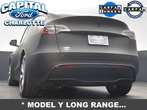 Used 2022 Tesla Model Y Long Range image 22