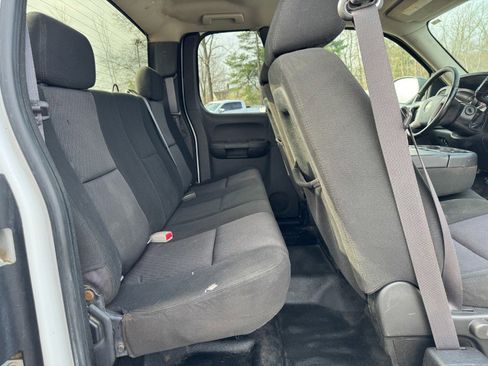 Used 2011 Chevrolet Silverado 2500 LT image 17