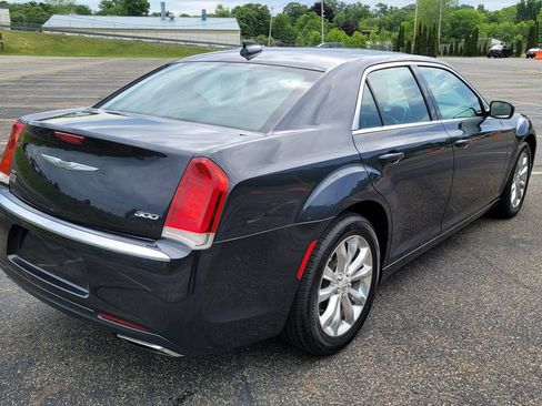 Used 2016 Chrysler 300 Limited w/ Driver Convenience Group AWD/4WD image 12