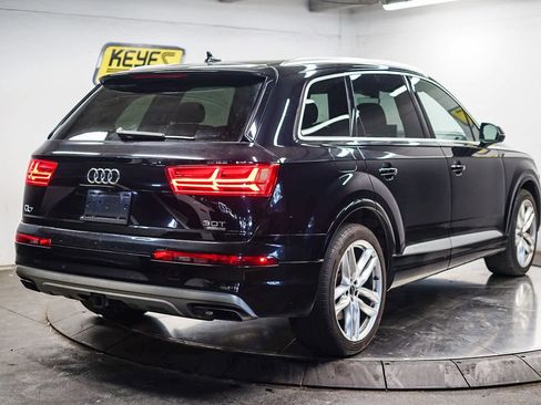 Used 2017 Audi Q7 3.0T Prestige image 4